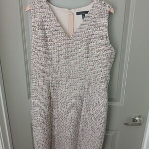 Sleeveless V-Neck Tweed Sheath Dress in Light Beige